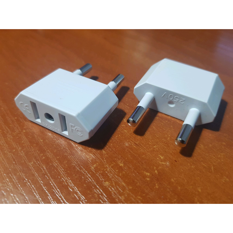 Переходник на вилку 220v - 110v